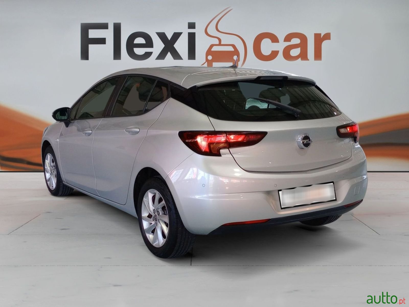 2019' Opel Astra photo #5