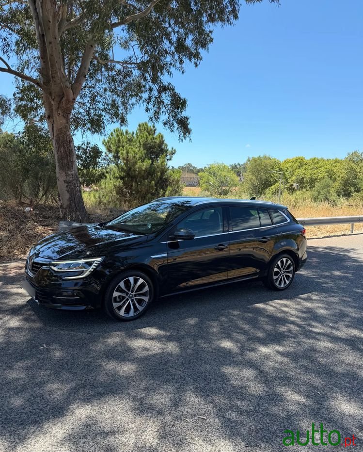 2021' Renault Megane 1.6 Plug-In Limited photo #1