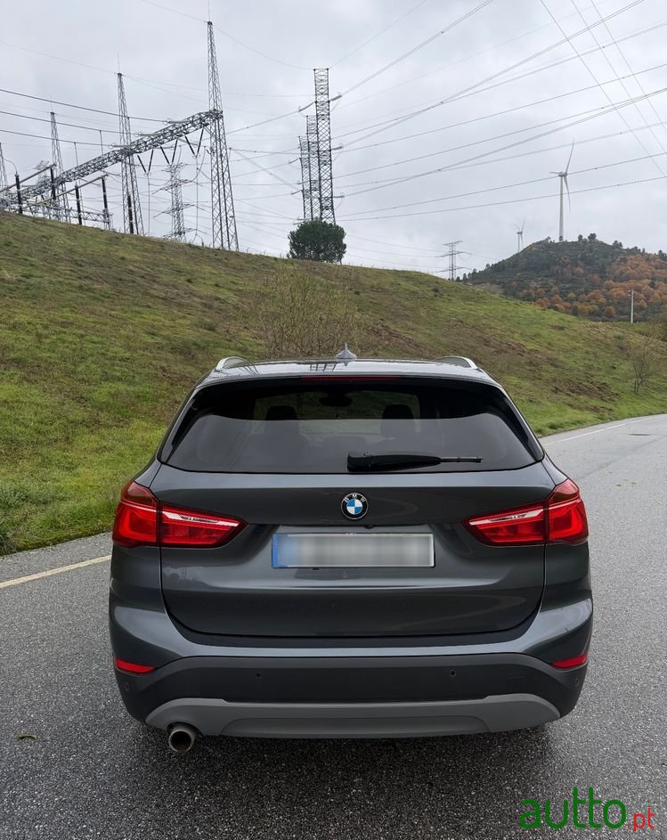 2017' BMW Série X 16 D Sdrive photo #6