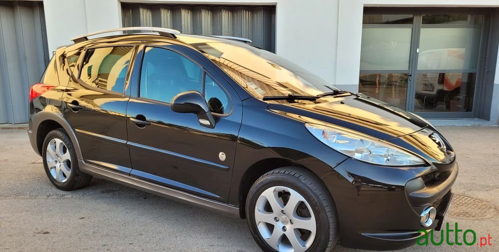 2008' Peugeot 207 Sw photo #1