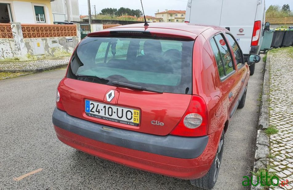 2003' Renault Clio 1.5 Dci S photo #4