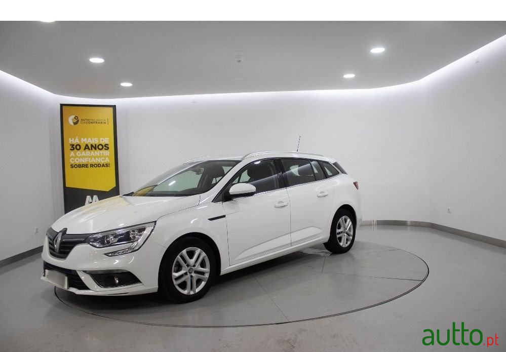 2019' Renault Megane Grand Coupe photo #3