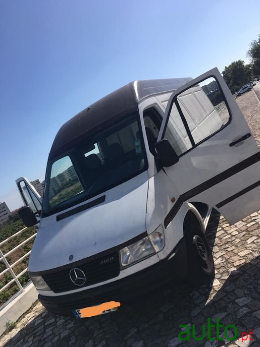 2000' Mercedes-Benz Sprinter 312D photo #1