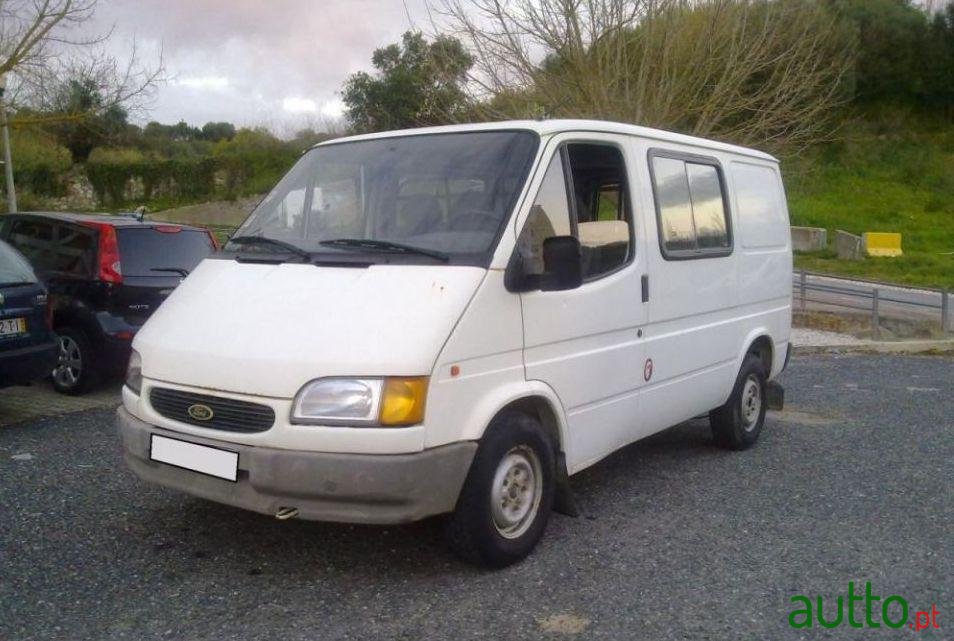 1994' Ford Transit 7 Lugares photo #2