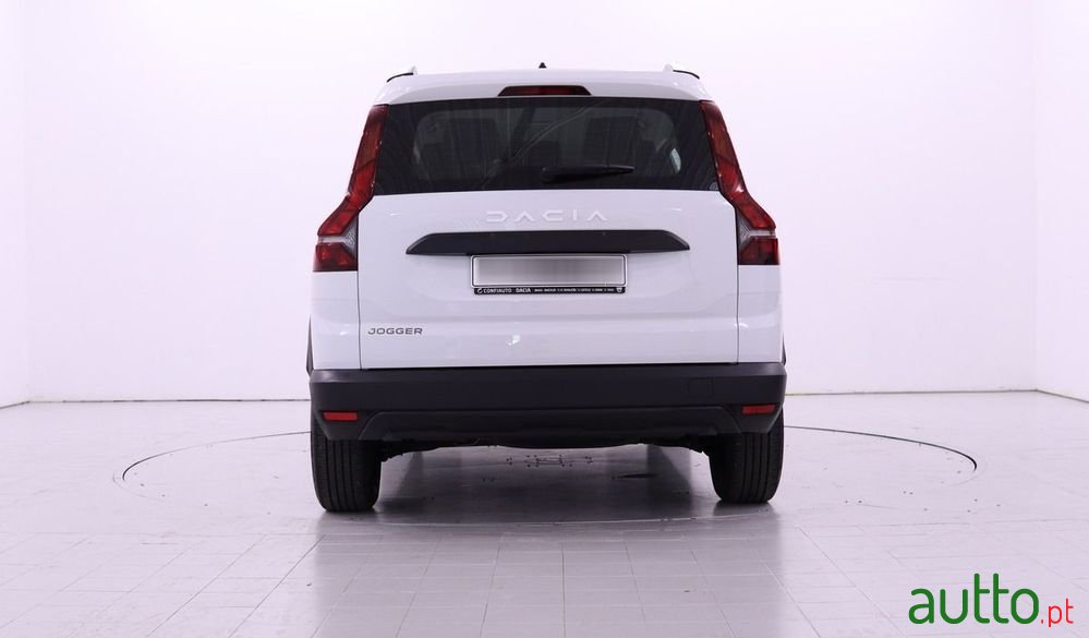 2023' Dacia Jogger photo #6