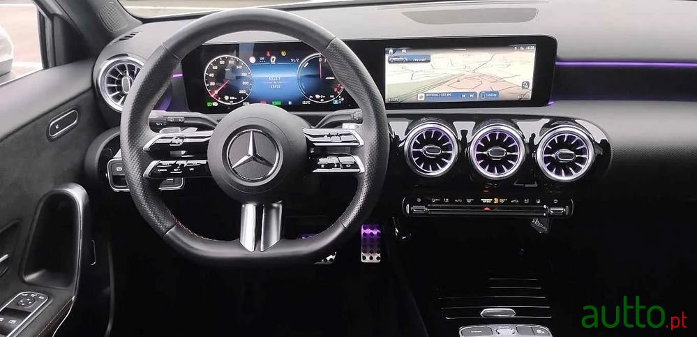 2023' Mercedes-Benz A 250 E Amg Line photo #3