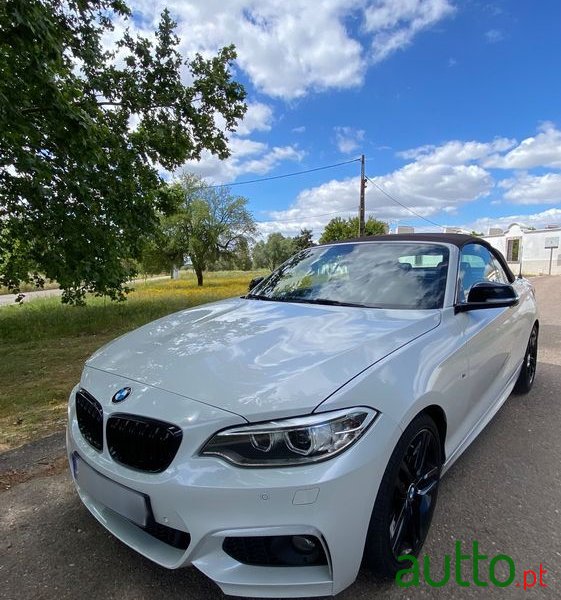 2015' BMW 220 D Pack M Auto photo #2