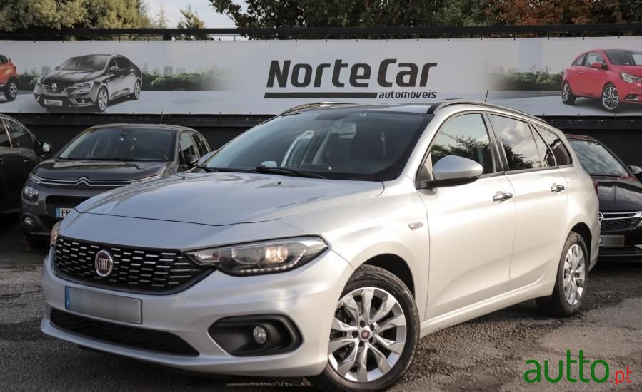 2018' Fiat Tipo Station Wagon photo #1