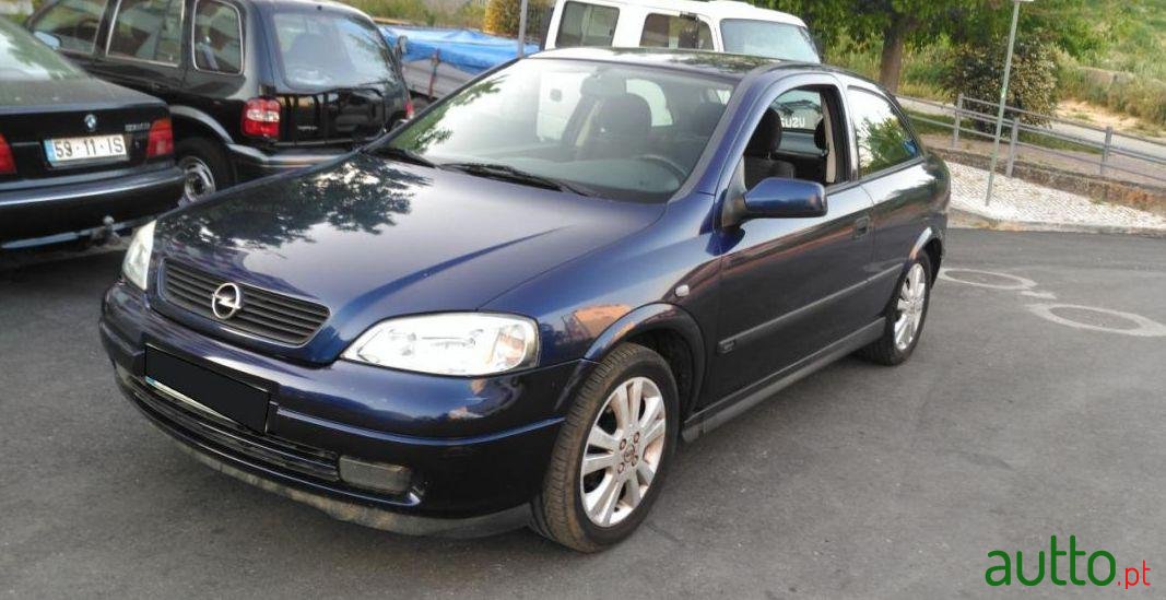 1999' Opel Astra 1.4I 16V Sport photo #1