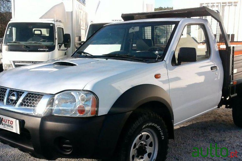 2002' Nissan Pick-Up 4X4 3 Lugares photo #2