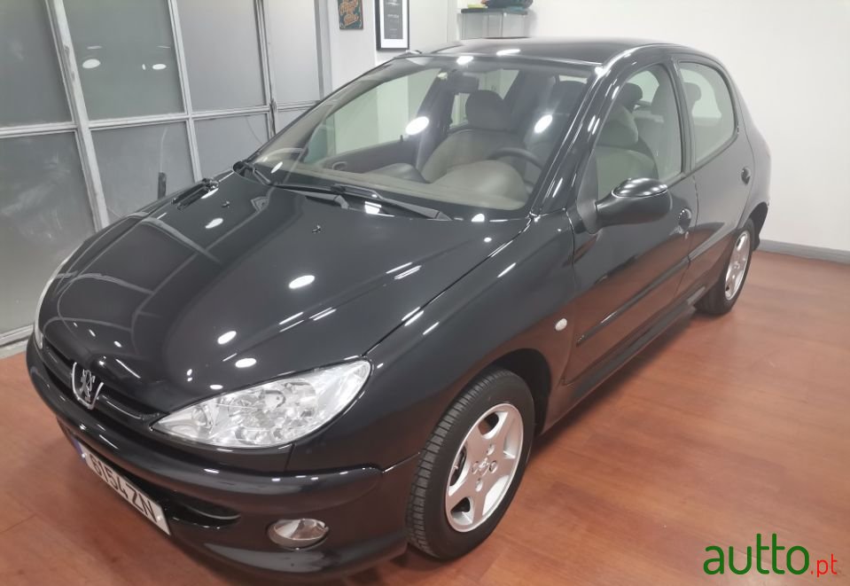 2005' Peugeot 206 photo #3