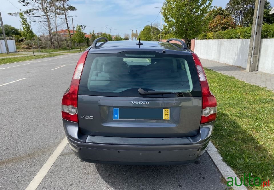 2004' Volvo V50 photo #3