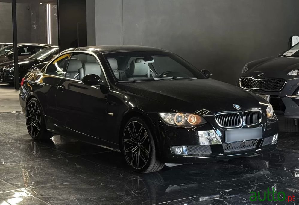 2008' BMW Série 3 I Cabrio photo #3