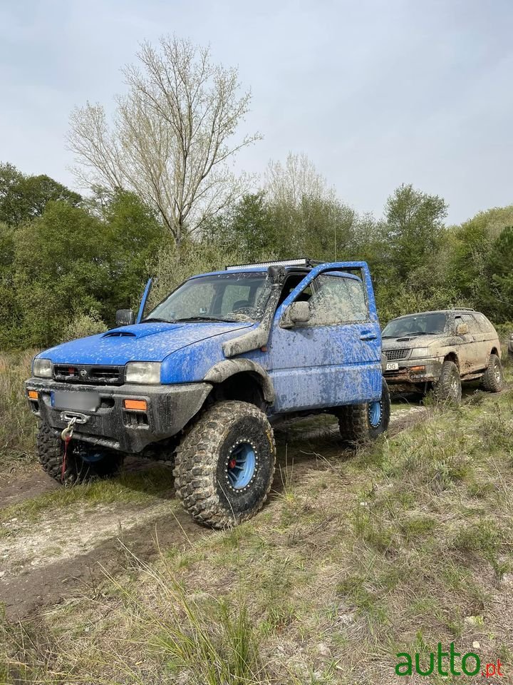 1999' Nissan Terrano photo #4