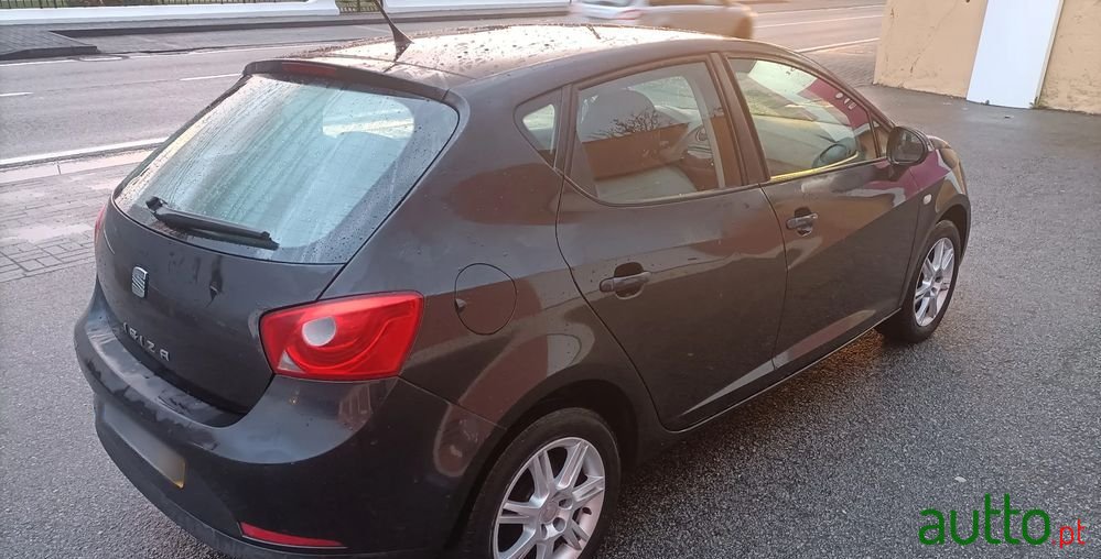 2011' SEAT Ibiza 1.2 Tdi Style Dpf photo #2