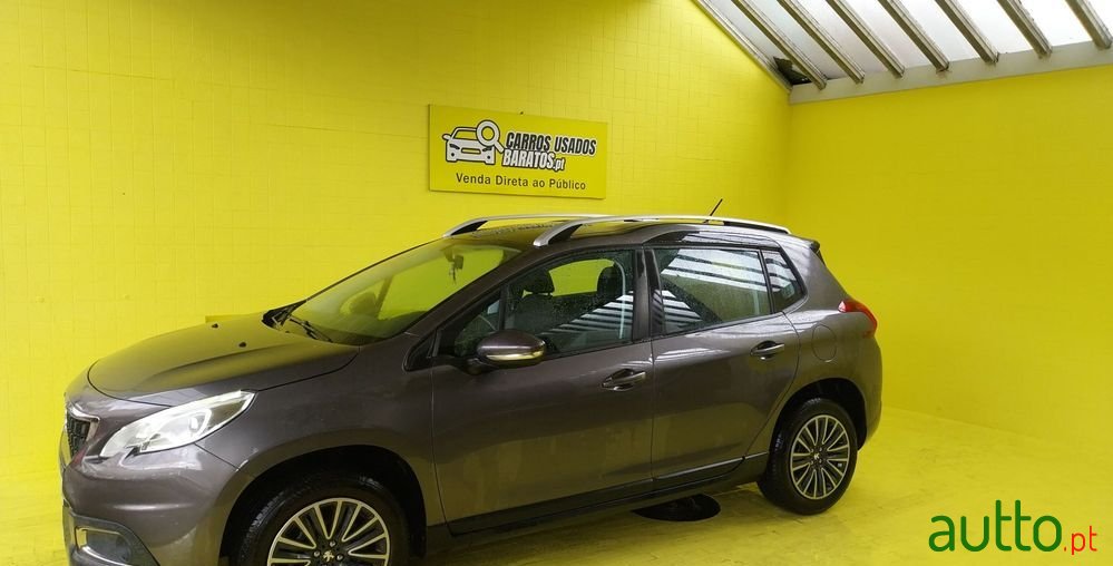 2016' Peugeot 2008 photo #2