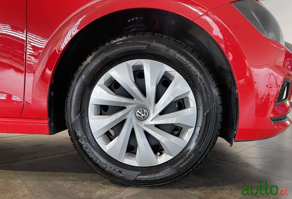 2018' Volkswagen Polo photo #5