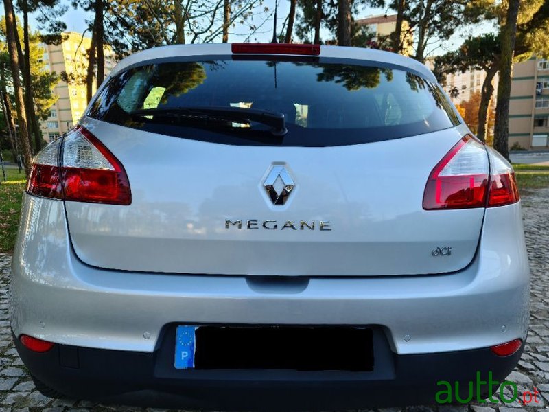 2015' Renault Megane photo #4
