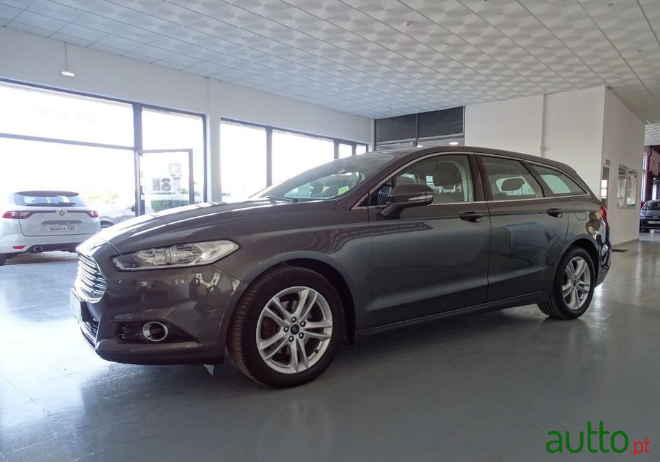 2015' Ford Mondeo Sw photo #3