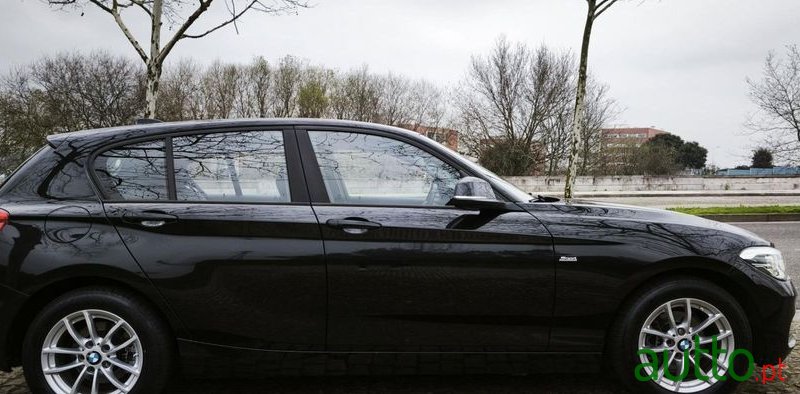 2019' BMW Série 1 D photo #5