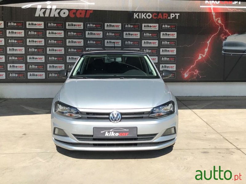 2018' Volkswagen Polo photo #2