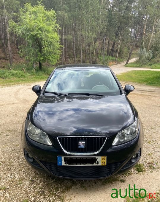 2009' SEAT Ibiza photo #2