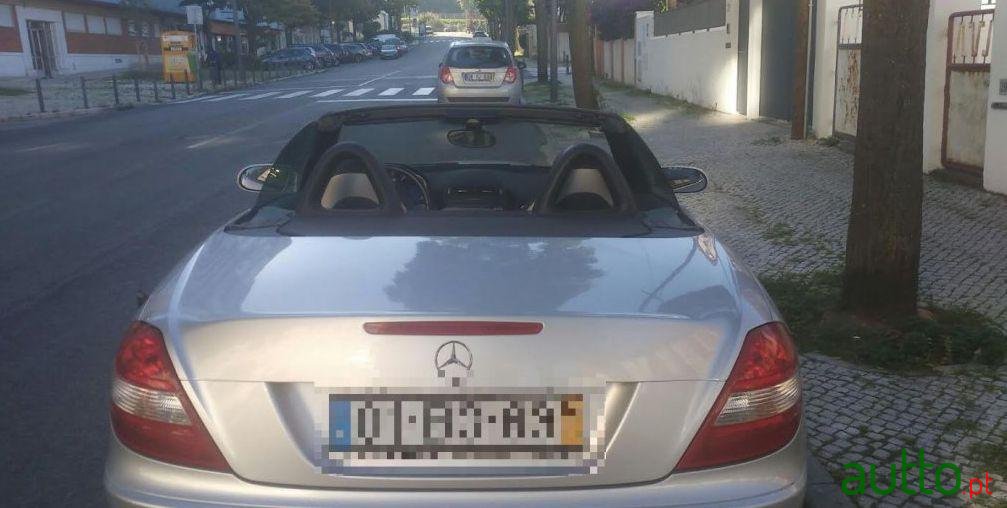 2006' Mercedes-Benz SLK 200 K photo #3