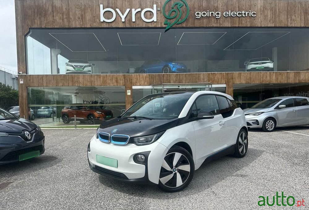 2016' BMW Série I (60 Ah) photo #1