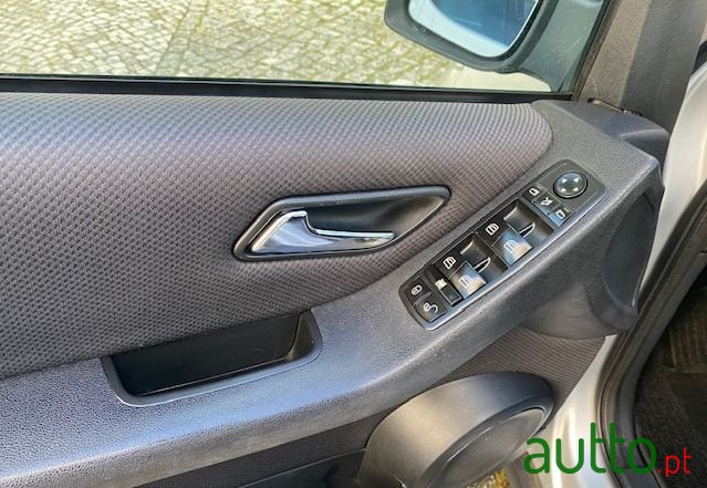 2009' Mercedes-Benz Classe A photo #6