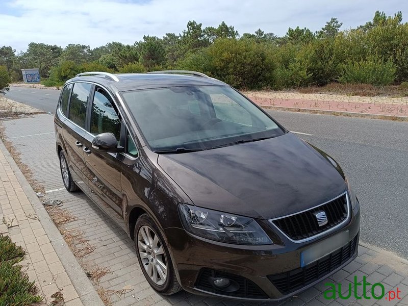 2014' SEAT Alhambra photo #1