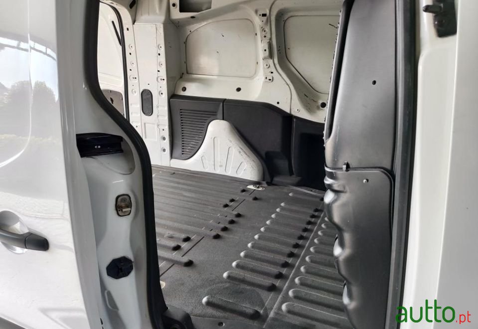 2011' Citroen Berlingo photo #6