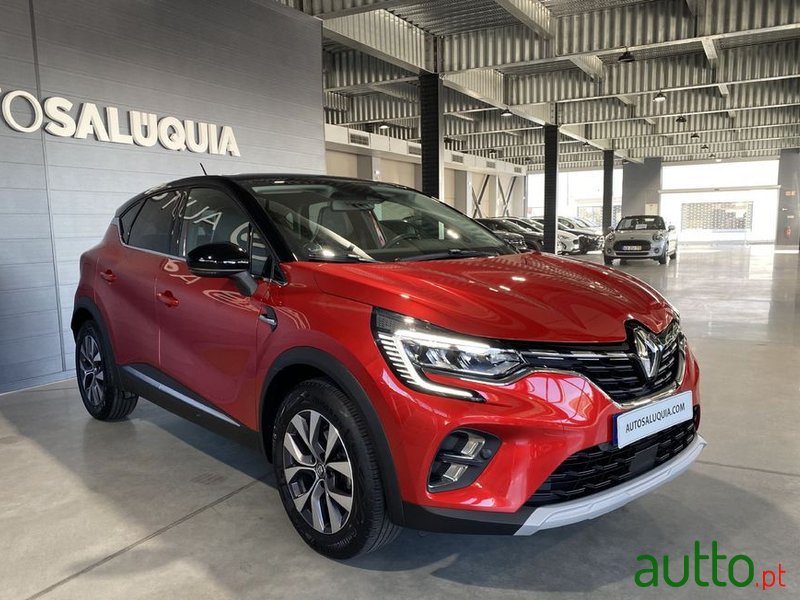 2021' Renault Captur photo #6