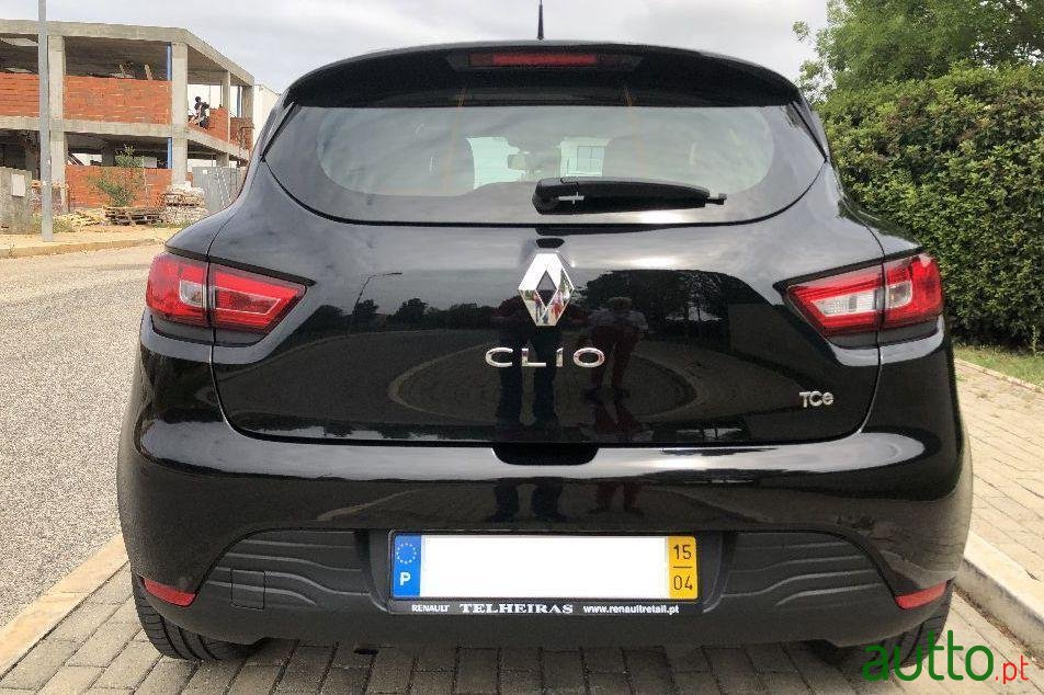 2015' Renault Clio photo #1