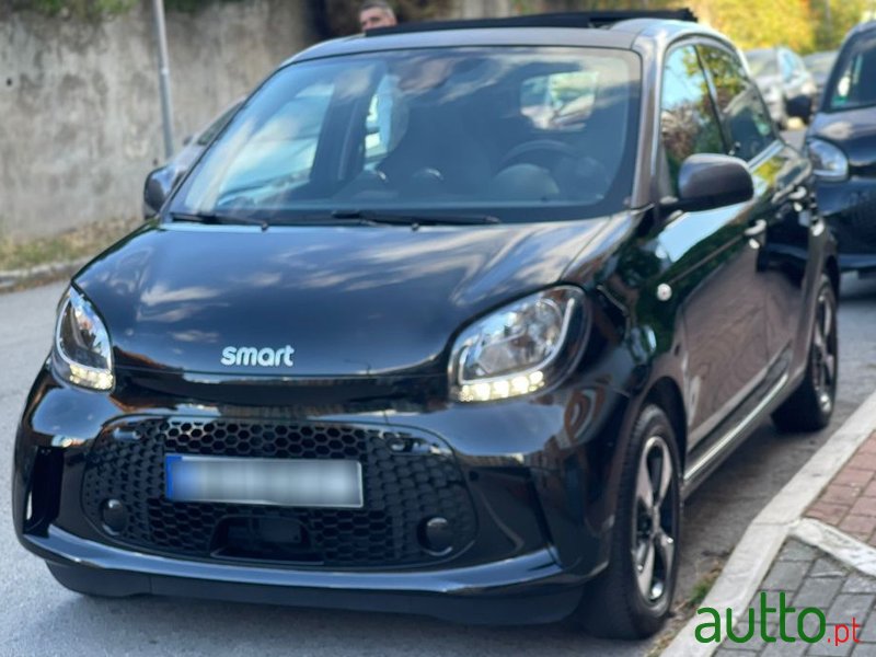 2020' Smart Forfour Electric Drive Passion photo #2