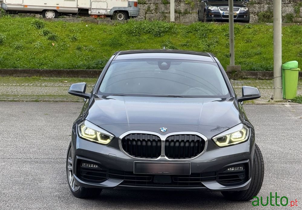 2021' BMW Série 1 I Advantage photo #2