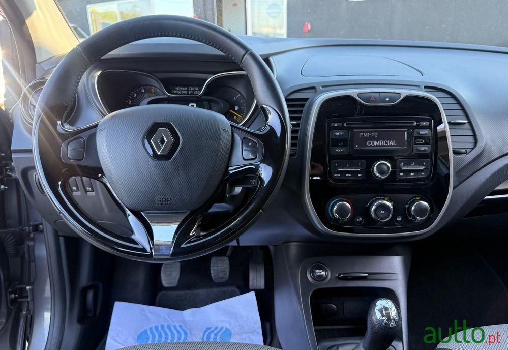 2013' Renault Captur 1.5 Dci photo #6