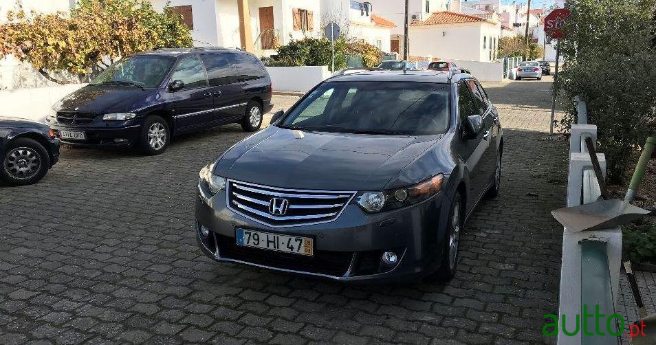 2009' Honda Accord Tourer photo #4