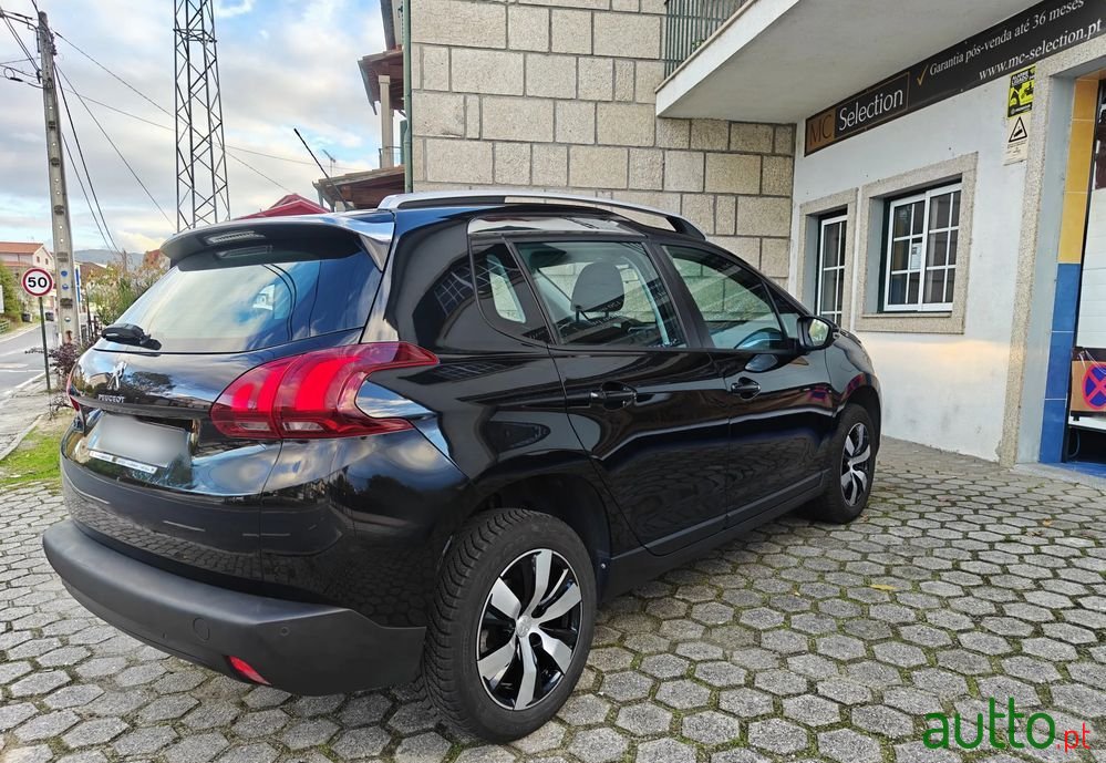 2019' Peugeot 2008 photo #6