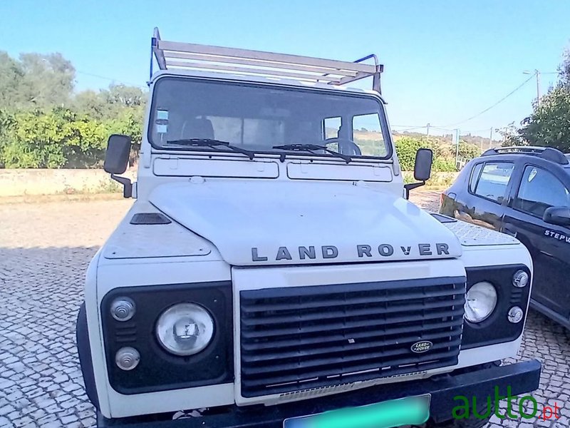 2000' Land Rover Defender photo #2