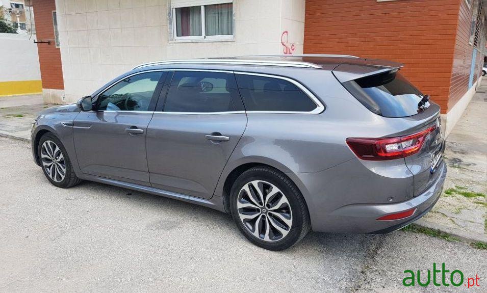 2016' Renault Talisman Sport Tourer photo #2