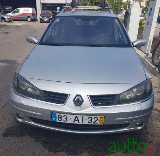 2005' Renault Laguna Break photo #3