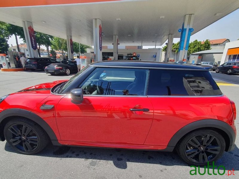 2021' MINI One Sport Edition Auto photo #4