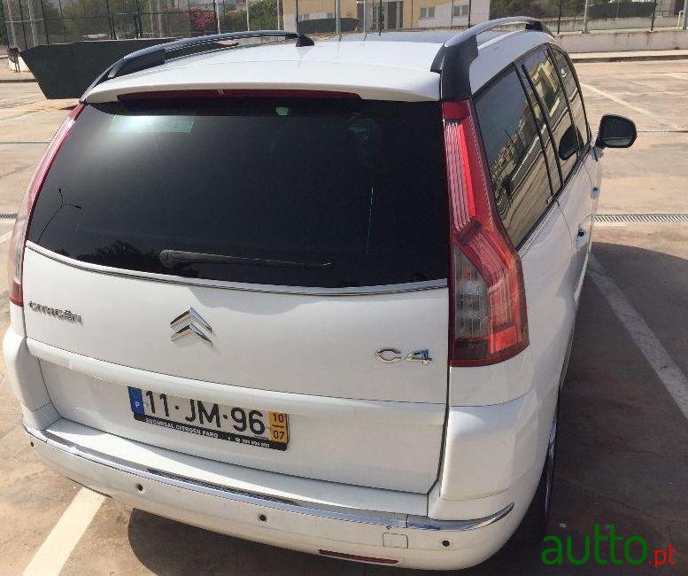 2010' Citroen C4 Grand Picasso photo #1