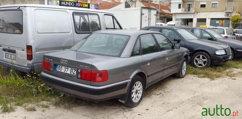 1993' Audi 100 2.0 16V photo #2