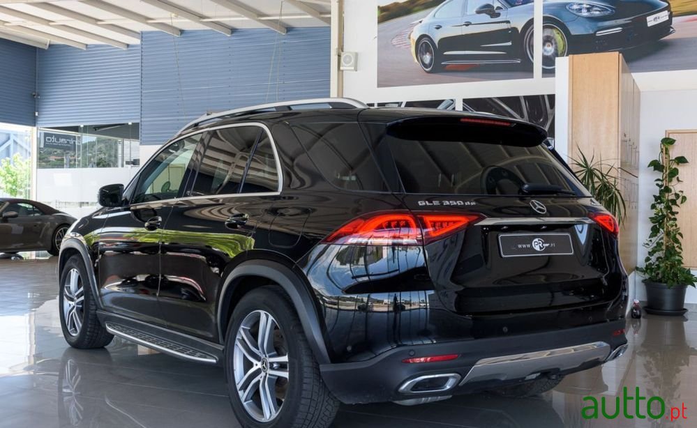 2020' Mercedes-Benz GLE 350 De 4Matic photo #5