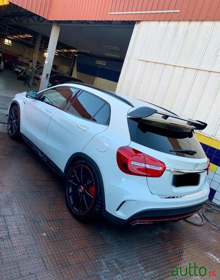 2014' Mercedes-Benz GLA 45 AMG photo #4