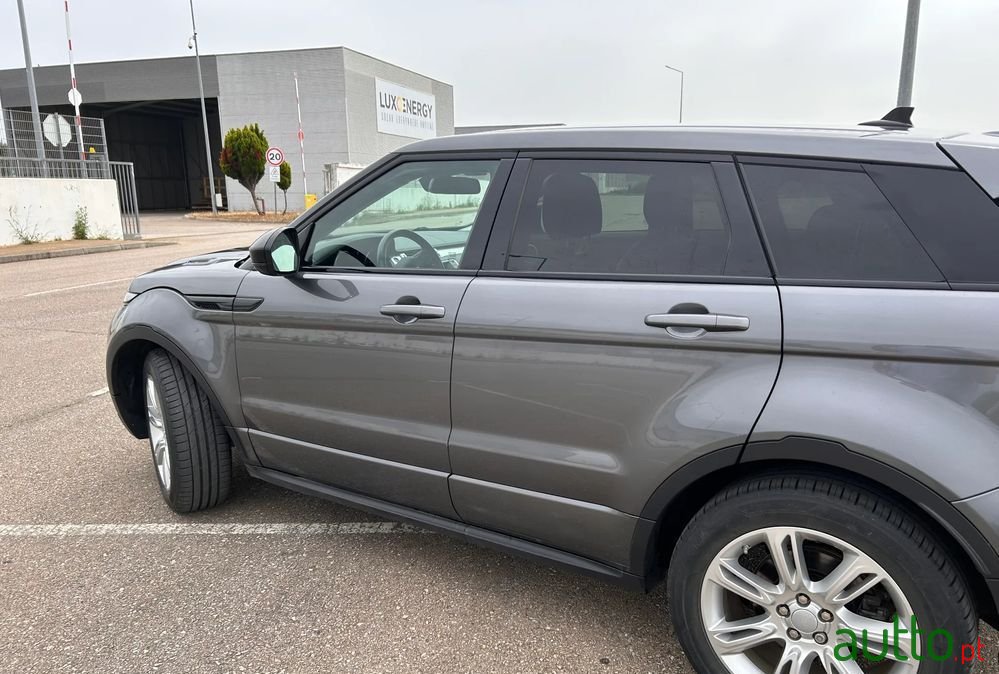 2015' Land Rover Range Rover Evoque 2.0 Td4 Hse Auto photo #5