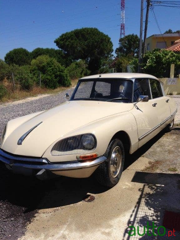 1970' Citroen DS photo #3