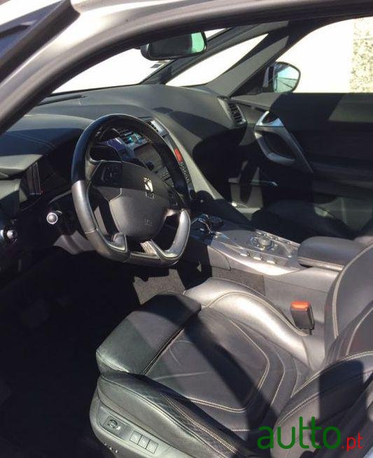 2013' Citroen DS5 Sport Chic photo #2