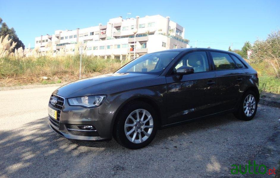 2013' Audi A3-Sportback 1.6 Tdi photo #1